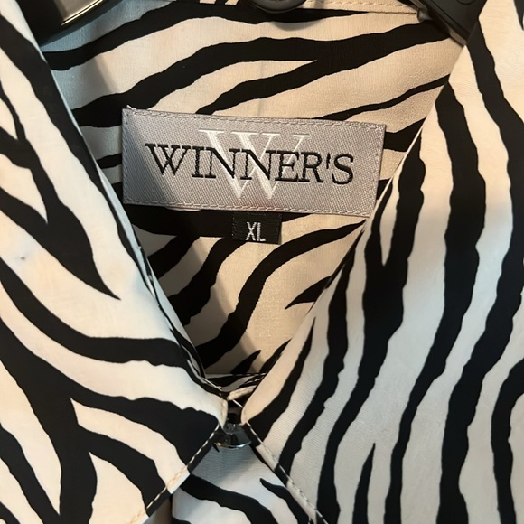 NWOT Beautiful Zebra Print Black/Tan Women Button Down Blouse with Tie Size XL - Picture 5 of 9